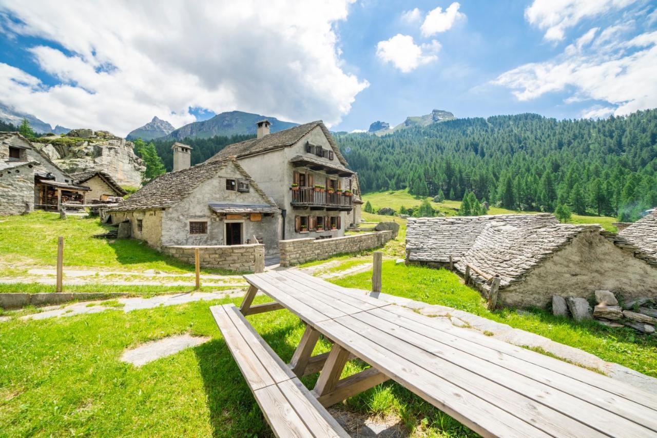 Voglia Di Veglia Hotell Varzo Eksteriør bilde